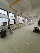 44-02 11th St, Long Island City, NY à louer Photo intérieure– Image 2 sur 21