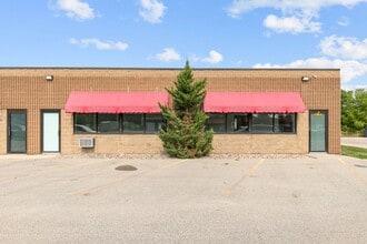 1280 S Van Dyke Rd, Appleton, WI à louer Photo de l’immeuble– Image 1 sur 29