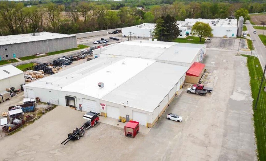 1701 W County Line Rd, Springfield, OH à vendre Photo de l’immeuble– Image 1 sur 34