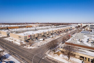 3539-3591 Rue Ashby, Saint-Laurent, QC - Vue aérienne  vue de carte