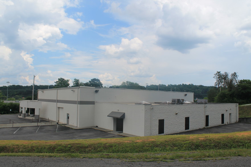 1503 N Tibbs Rd, Dalton, GA à louer - Photo de l’immeuble – Image 3 sur 3