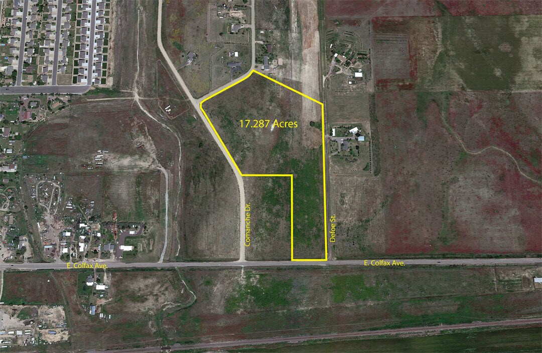 E Colfax Ave, Strasburg, CO à vendre Photo de l’immeuble– Image 1 sur 2