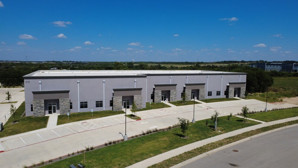 201 Cooperative Way, Georgetown, TX à louer - Photo de l’immeuble – Image 2 sur 9