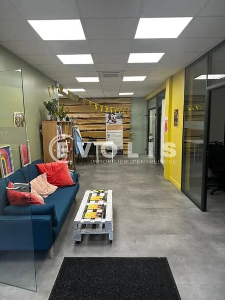 Bureau dans Paris à louer - Photo intérieure – Image 2 sur 3