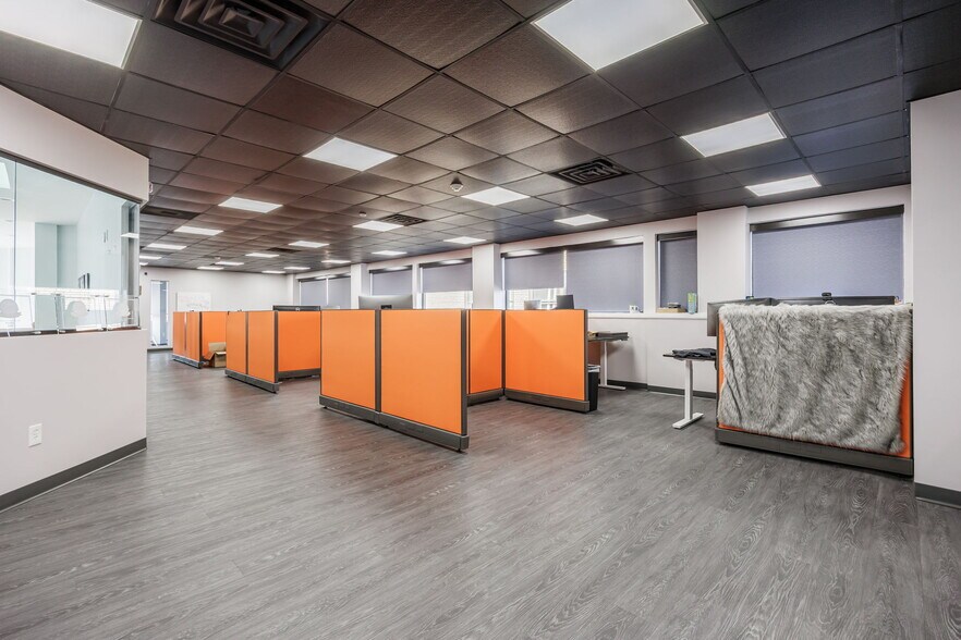 550 E Main St, Rochester, NY à louer - Photo de l’immeuble – Image 3 sur 15