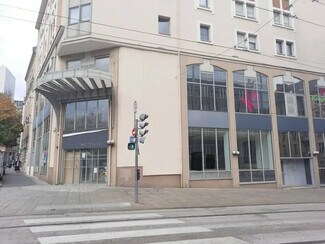 Plus de détails pour Local commercial à louer