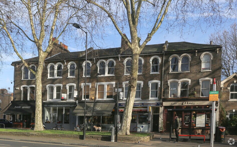 97 Lauriston Rd, Londres à louer - Photo de l’immeuble – Image 2 sur 2