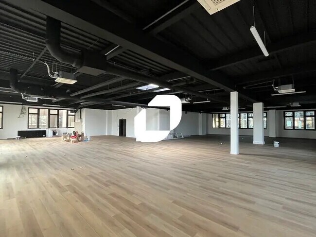 Plus de détails pour 75-77 Avenue Aristide Briand, Arcueil - Bureau, Local d'activités à louer