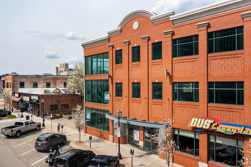 53-57 N Main St, Mount Clemens, MI à louer - Photo de l’immeuble – Image 2 sur 5