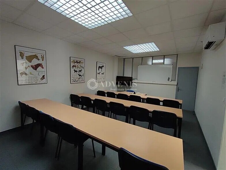 Bureau dans Béziers à louer - Photo de l’immeuble – Image 3 sur 5