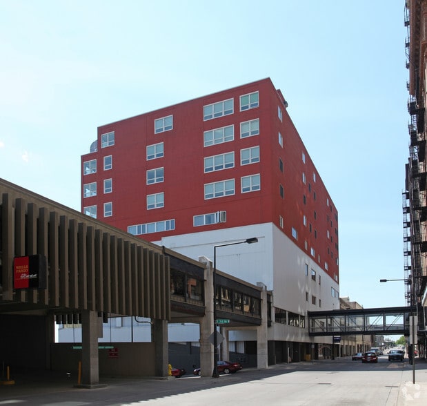 306 W Michigan St, Duluth, MN à louer - Photo principale – Image 1 sur 6