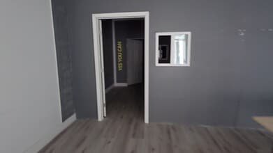 17200 Ventura Blvd, Encino, CA à louer - Vidéo sur l’annonce professionnelle 