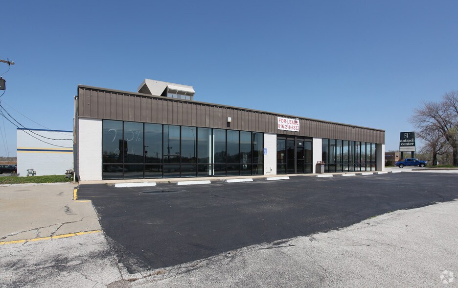 2618 NE Vivion Rd, Kansas City, MO à louer - Photo de l’immeuble – Image 2 sur 4