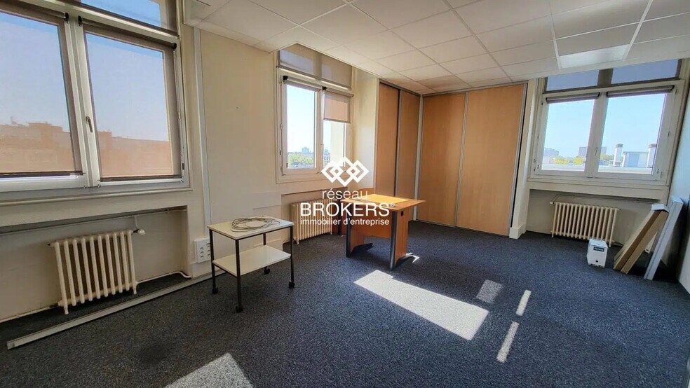Bureau dans Le Havre à louer - Photo de l’immeuble – Image 2 sur 4