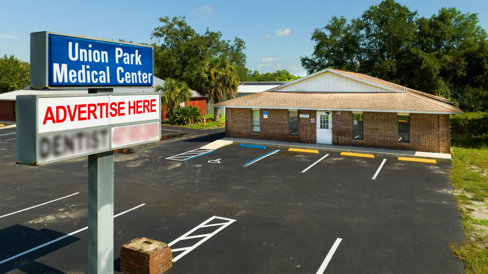 10245 E Colonial Dr, Orlando, FL à louer Photo principale– Image 1 sur 30