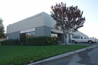 Plus de détails pour 242-256 Hillsdale Ave, San Jose, CA - Industriel/Logistique à louer