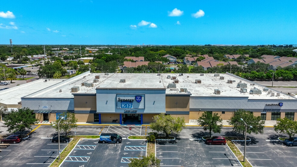 2810 S US Highway 1, Fort Pierce, FL à vendre - Photo de l’immeuble – Image 1 sur 43