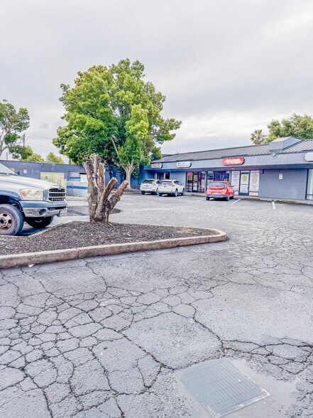 1615 W Texas St, Fairfield, CA à louer - Photo de l’immeuble – Image 3 sur 29