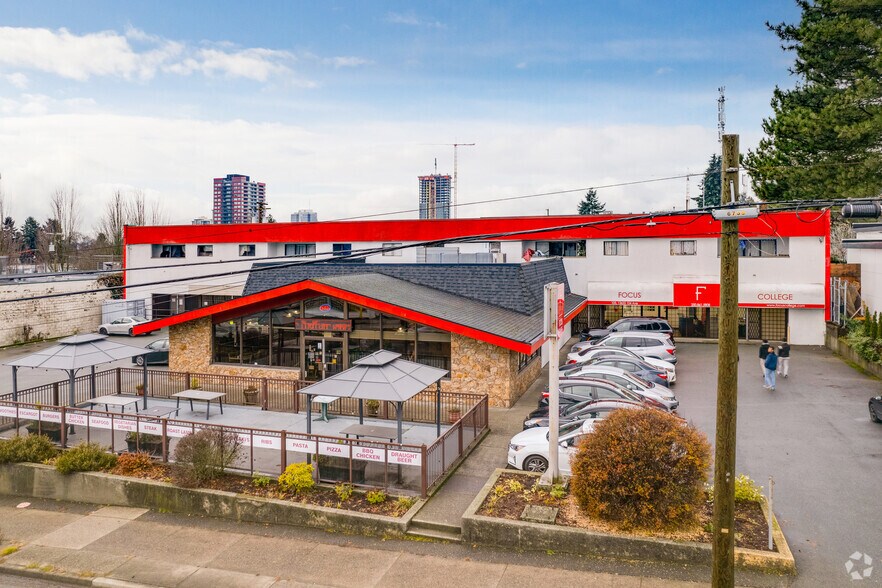 13655 104th Ave, Surrey, BC à louer - Photo de l’immeuble – Image 3 sur 4