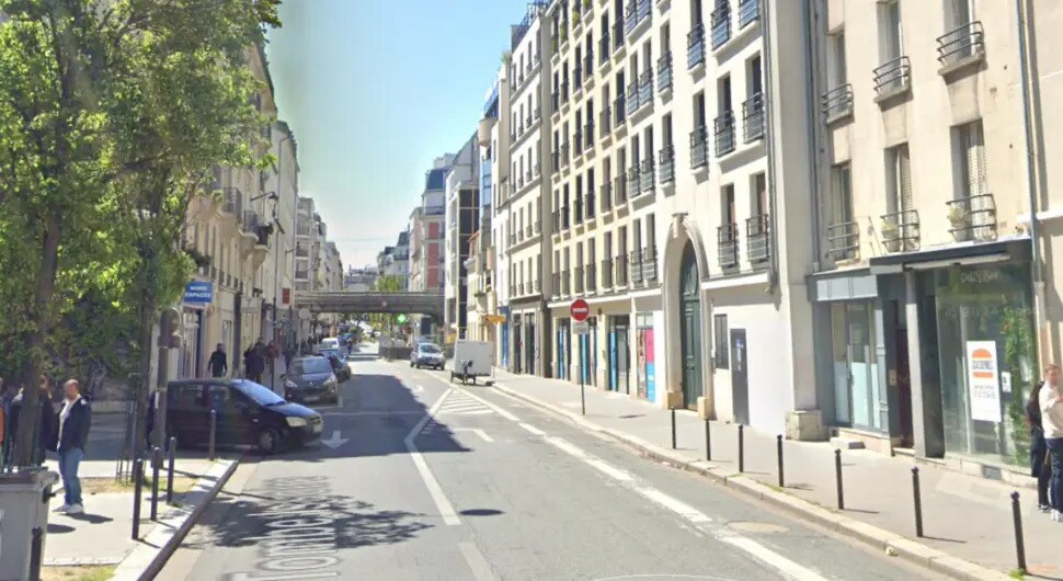 Local commercial dans Paris à louer - Photo de l’immeuble – Image 2 sur 2