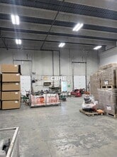 15408-15540 114 Av NW, Edmonton, AB à louer Photo intérieure– Image 2 sur 5