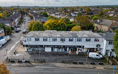 292-294 Walton Rd, West Molesey à vendre - Photo principale – Image 1 sur 1
