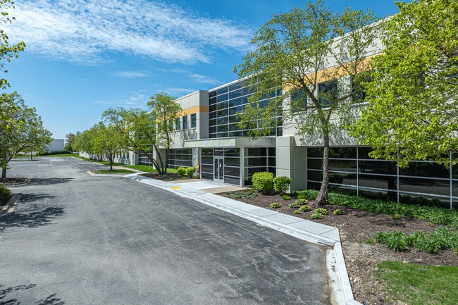 Plus de détails pour 200 N Gary Ave, Roselle, IL - Industriel/Logistique à louer