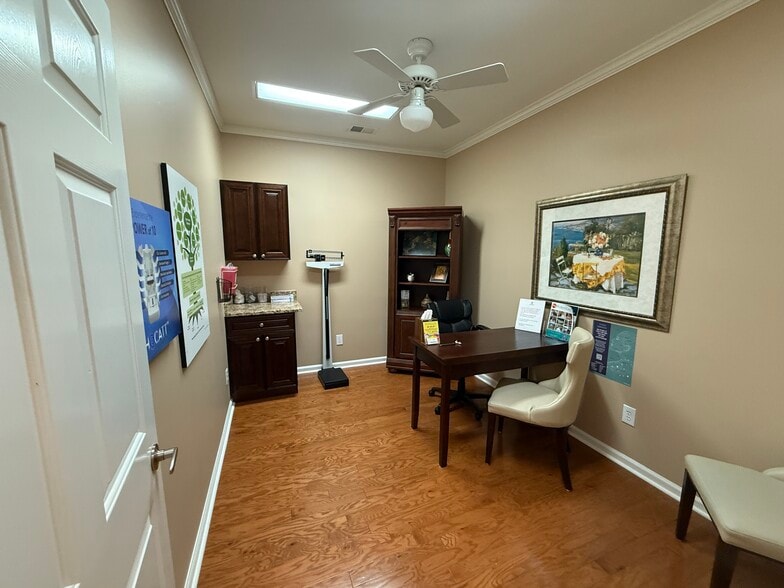 4595 Towne Lake Pky, Woodstock, GA à louer - Photo intérieure – Image 3 sur 46