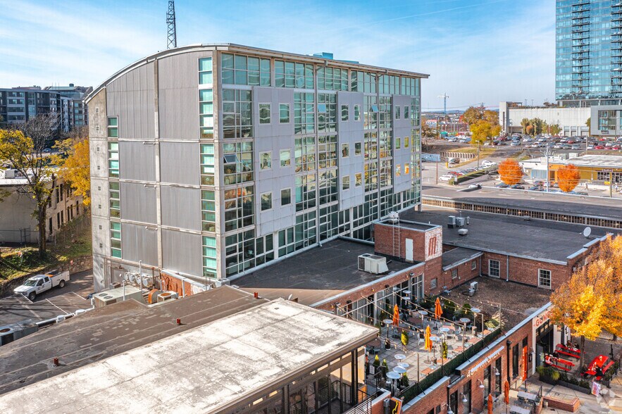 1209 Pine St, Nashville, TN à louer - Photo de l’immeuble – Image 1 sur 8