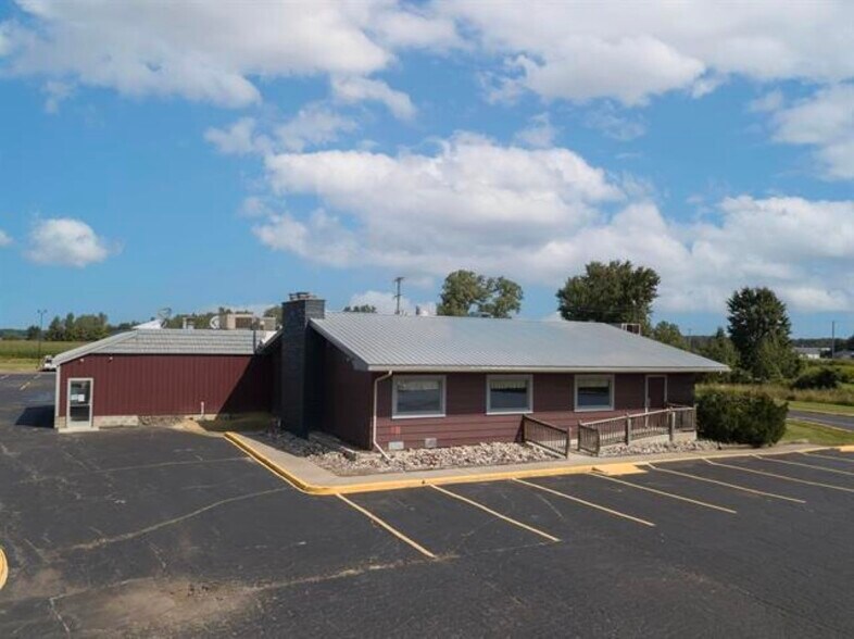 12201 Albee Rd, Burt, MI à vendre - Photo de l’immeuble – Image 2 sur 33