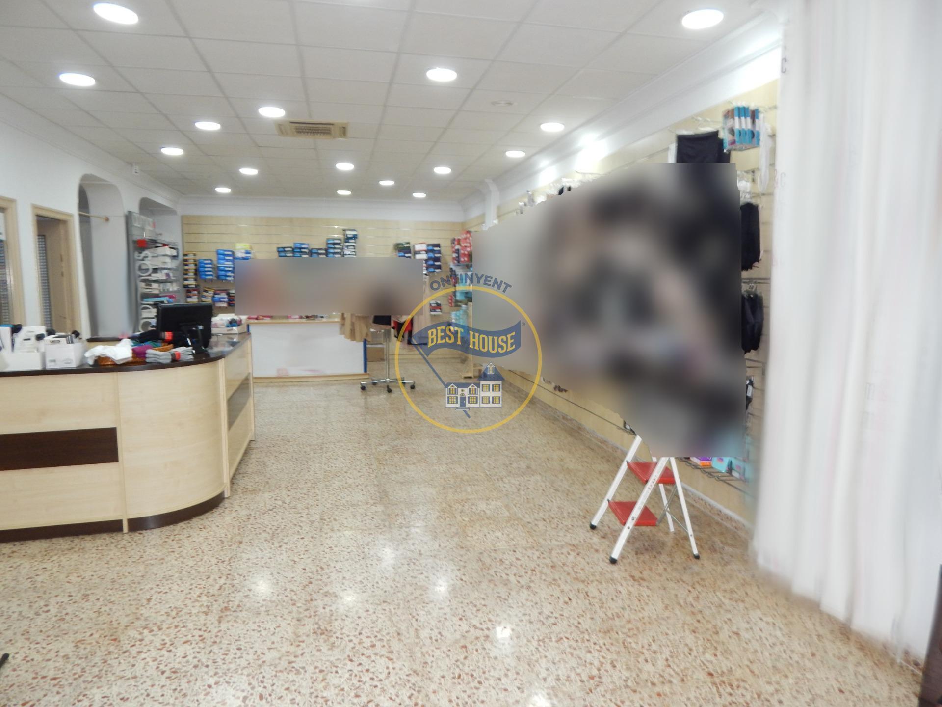 Local commercial dans Ontinyent, Valencia à louer Photo intérieure– Image 1 sur 15
