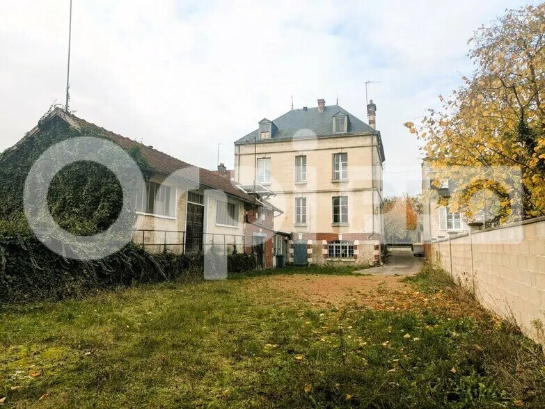 Local d'activités dans Soissons à vendre - Photo de l’immeuble – Image 2 sur 5