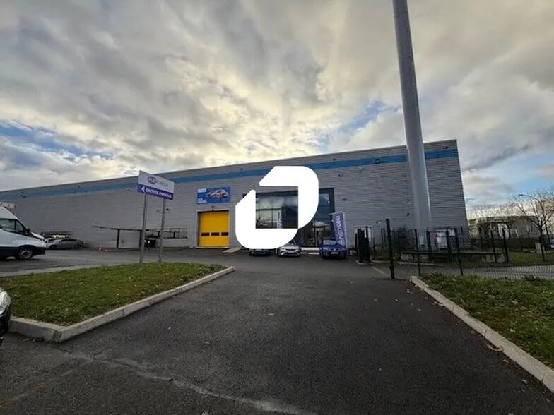 Bureau dans Taverny à louer - Photo de l’immeuble – Image 1 sur 21