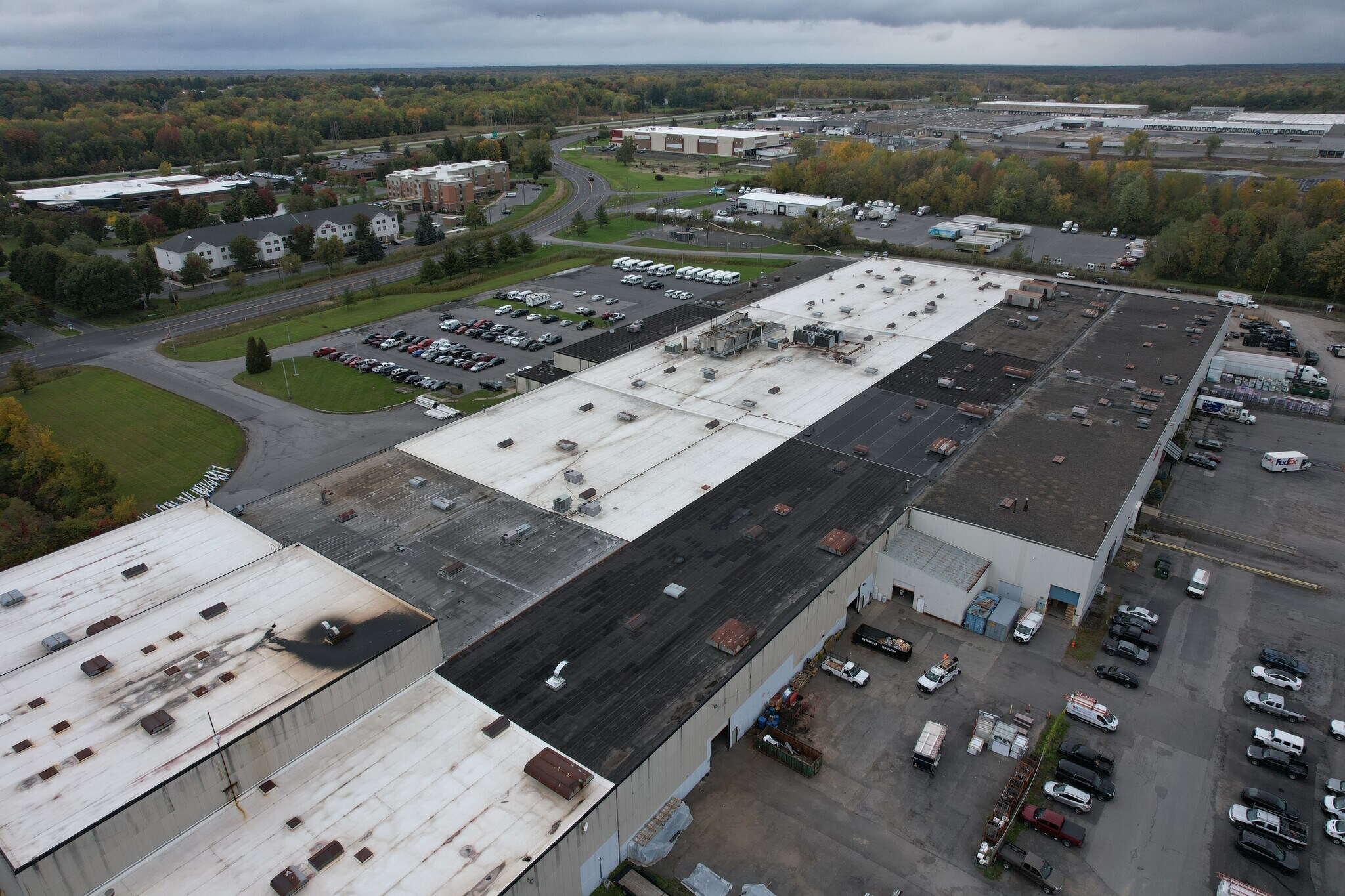 6500 New Venture Gear Dr, East Syracuse, NY à louer Aérien– Image 1 sur 4