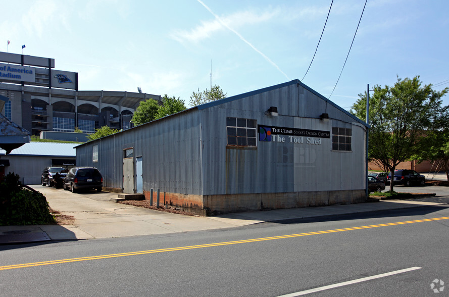 623 S Cedar St, Charlotte, NC à louer - Photo de l’immeuble – Image 3 sur 8