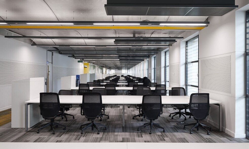 21-35 Wellington St, Londres à louer - Photo de l’immeuble – Image 1 sur 16