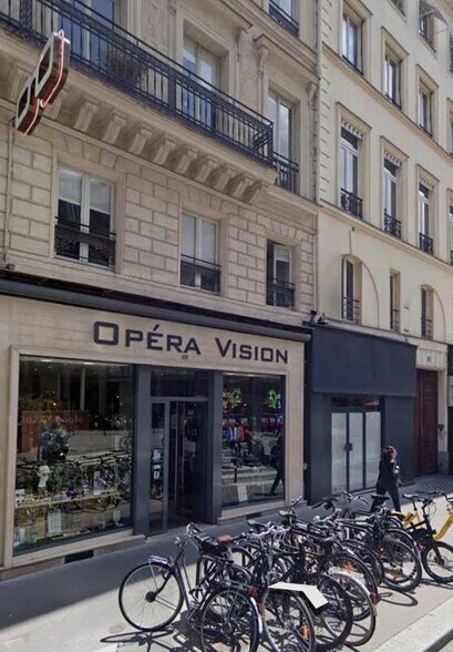 Local commercial dans Paris à vendre - Photo de l’immeuble – Image 1 sur 1