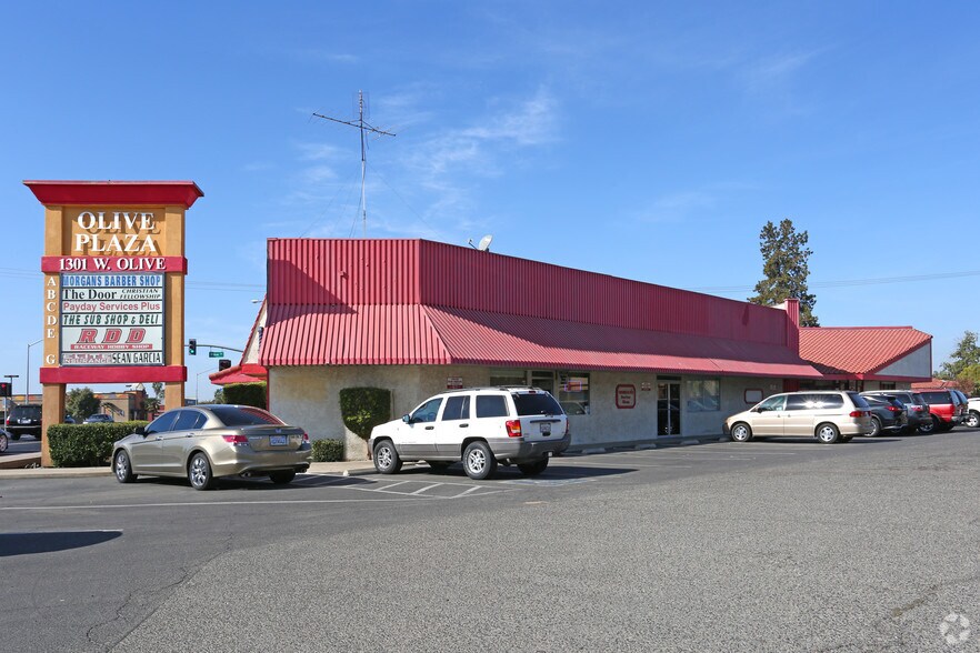 1301 W Olive Ave, Madera, CA à vendre - Photo de l’immeuble – Image 2 sur 4