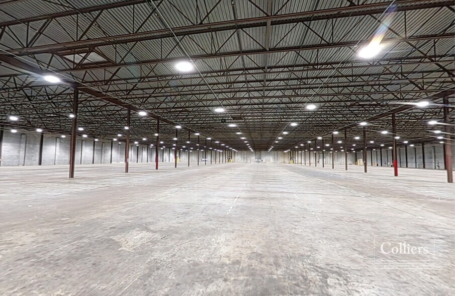 235 Standard Warehouse Rd, Lugoff, SC à louer - Photo de l’immeuble – Image 2 sur 8