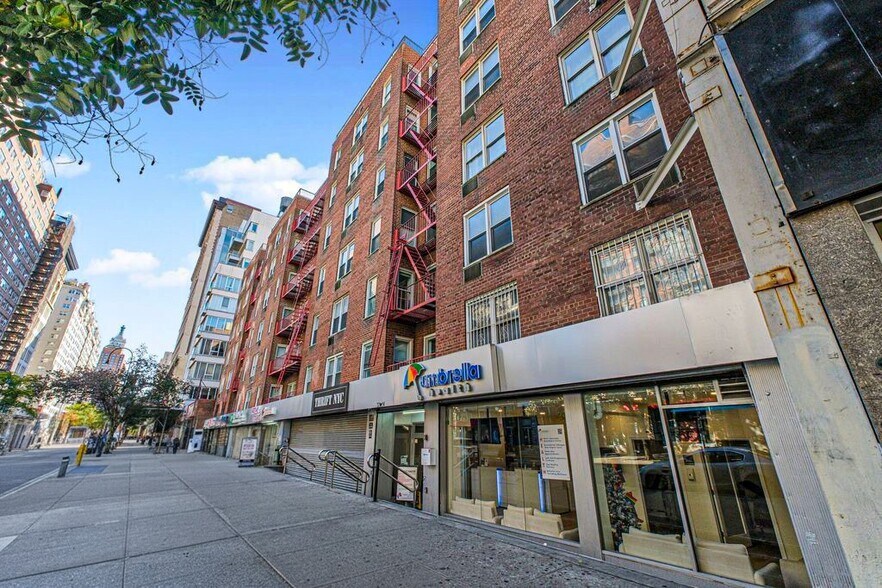 28-32 W 14th St, New York, NY à vendre - Photo de l’immeuble – Image 3 sur 6