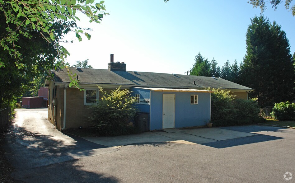 1 Elizabeth Dr, Greenville, SC à vendre - Photo de l’immeuble – Image 3 sur 3
