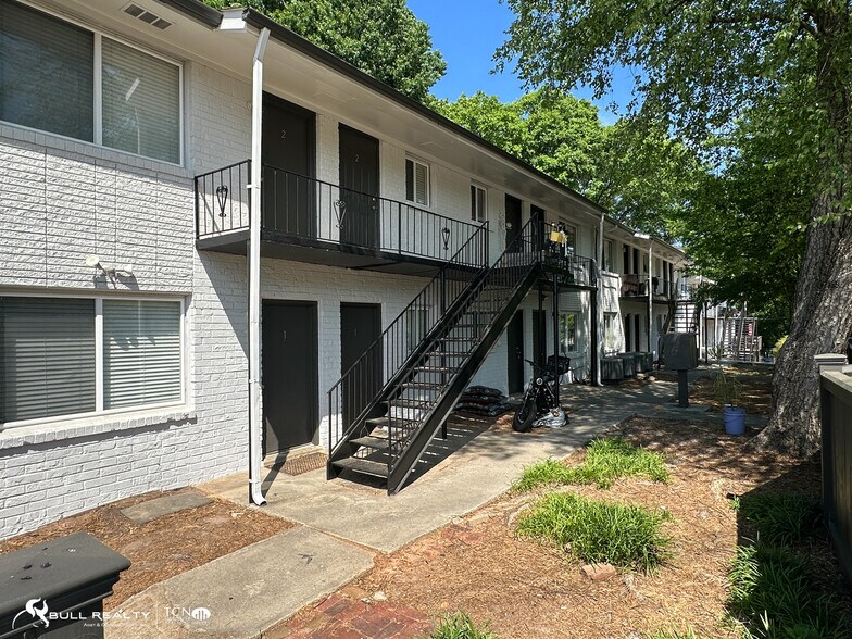 1164 Alta Ave NE, Atlanta, GA à vendre - Photo de l’immeuble – Image 3 sur 11
