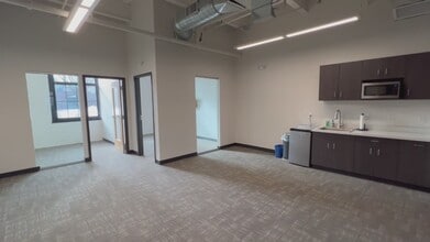 313-317 Iron Horse Way, Providence, RI à louer - Vidéo sur l’annonce professionnelle 