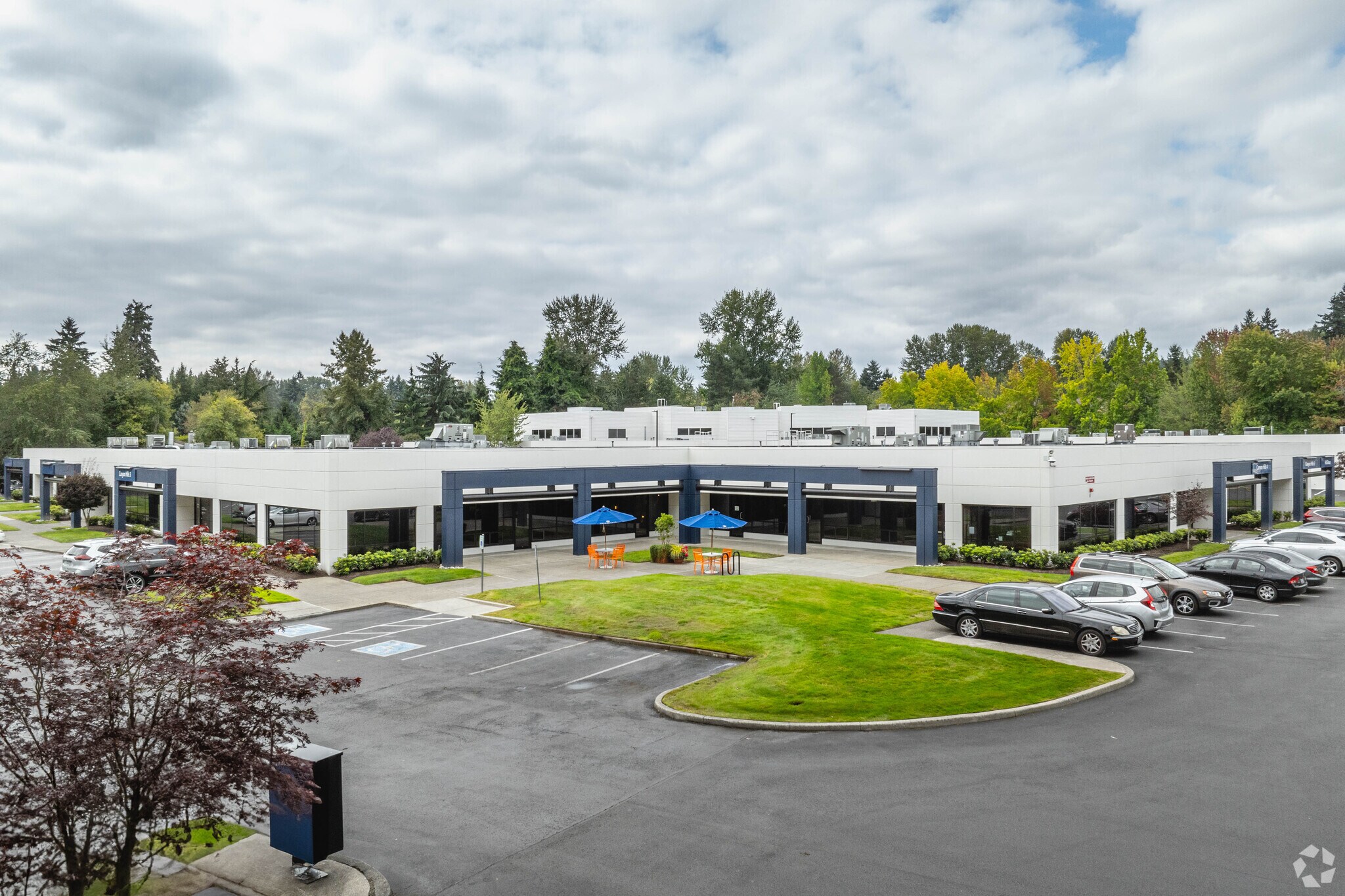 22125 17th Ave SE, Bothell, WA à louer Photo principale– Image 1 sur 6