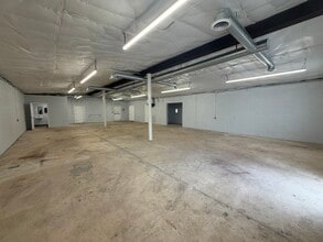 6505 Pulaski Hwy, Rosedale, MD à louer Photo de l’immeuble– Image 1 sur 3