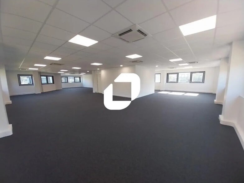 Bureau dans Nantes à louer - Photo de l’immeuble – Image 1 sur 8