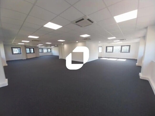 Plus de détails pour Bureau à louer