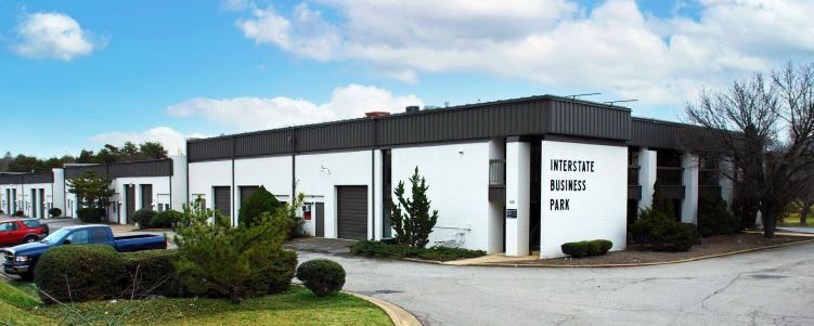 Interstate Business Park, Fredericksburg, VA à louer Photo de l’immeuble– Image 1 sur 2