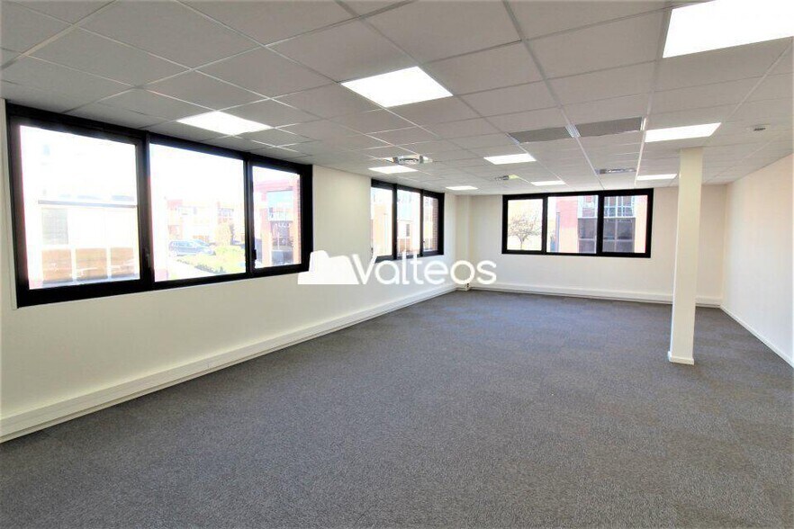 50 Rue Jean Bart, Labège à louer - Photo de l’immeuble – Image 3 sur 15