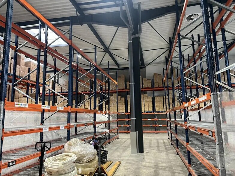 Local d’activités dans Gennevilliers à louer - Photo de l’immeuble – Image 1 sur 6